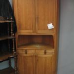 441 3516 CORNER CUPBOARD